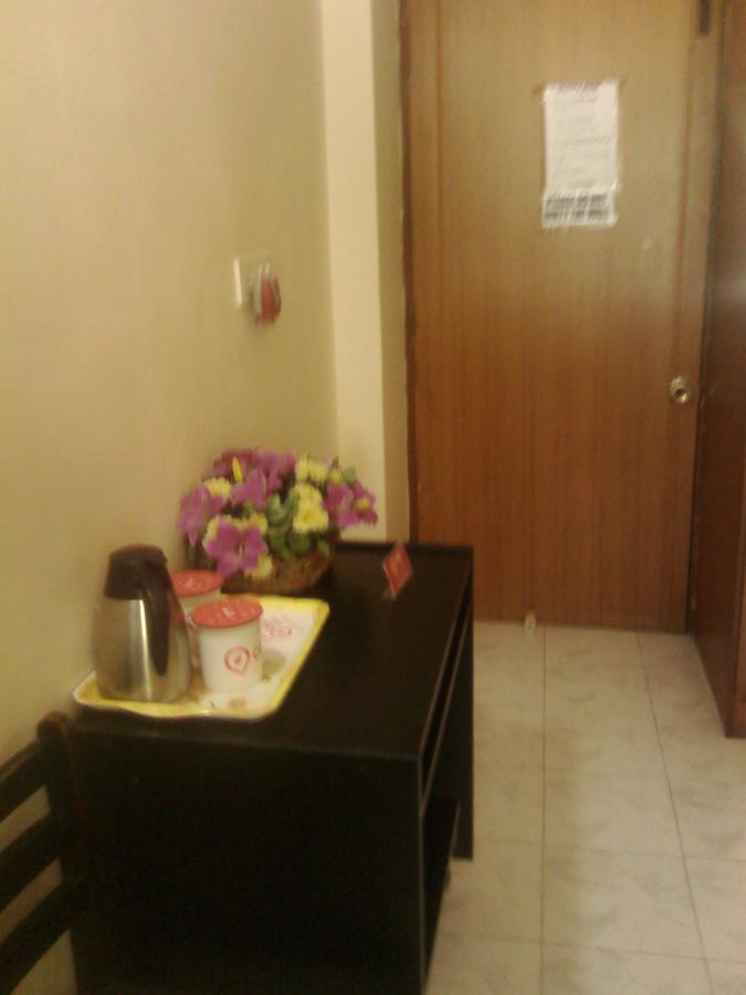 Happy Stay Service Apartments 첸나이 외부 사진